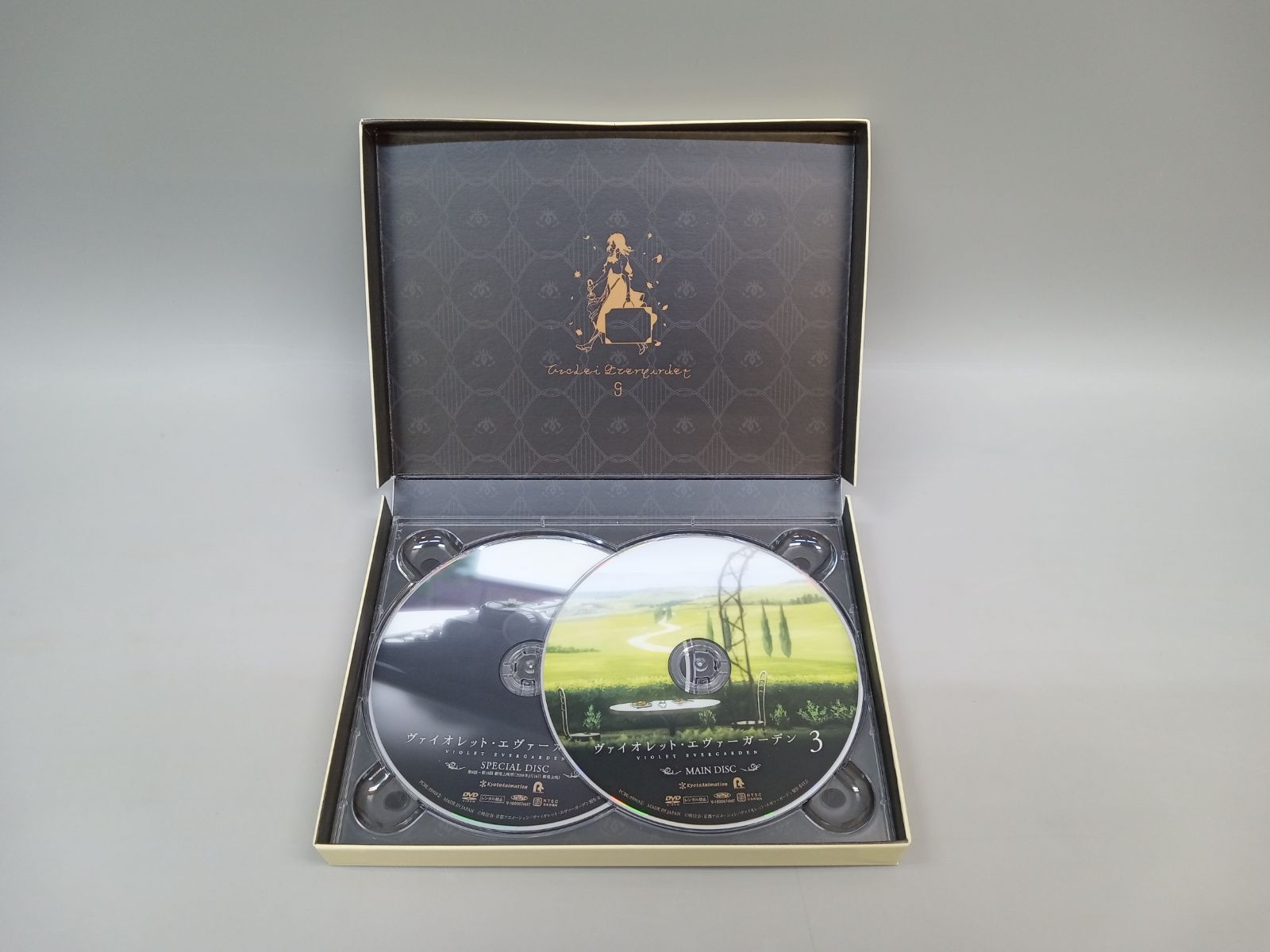 ヴァイオレット・エヴァーガーデン DVD 1～4巻セット [DD1195-006