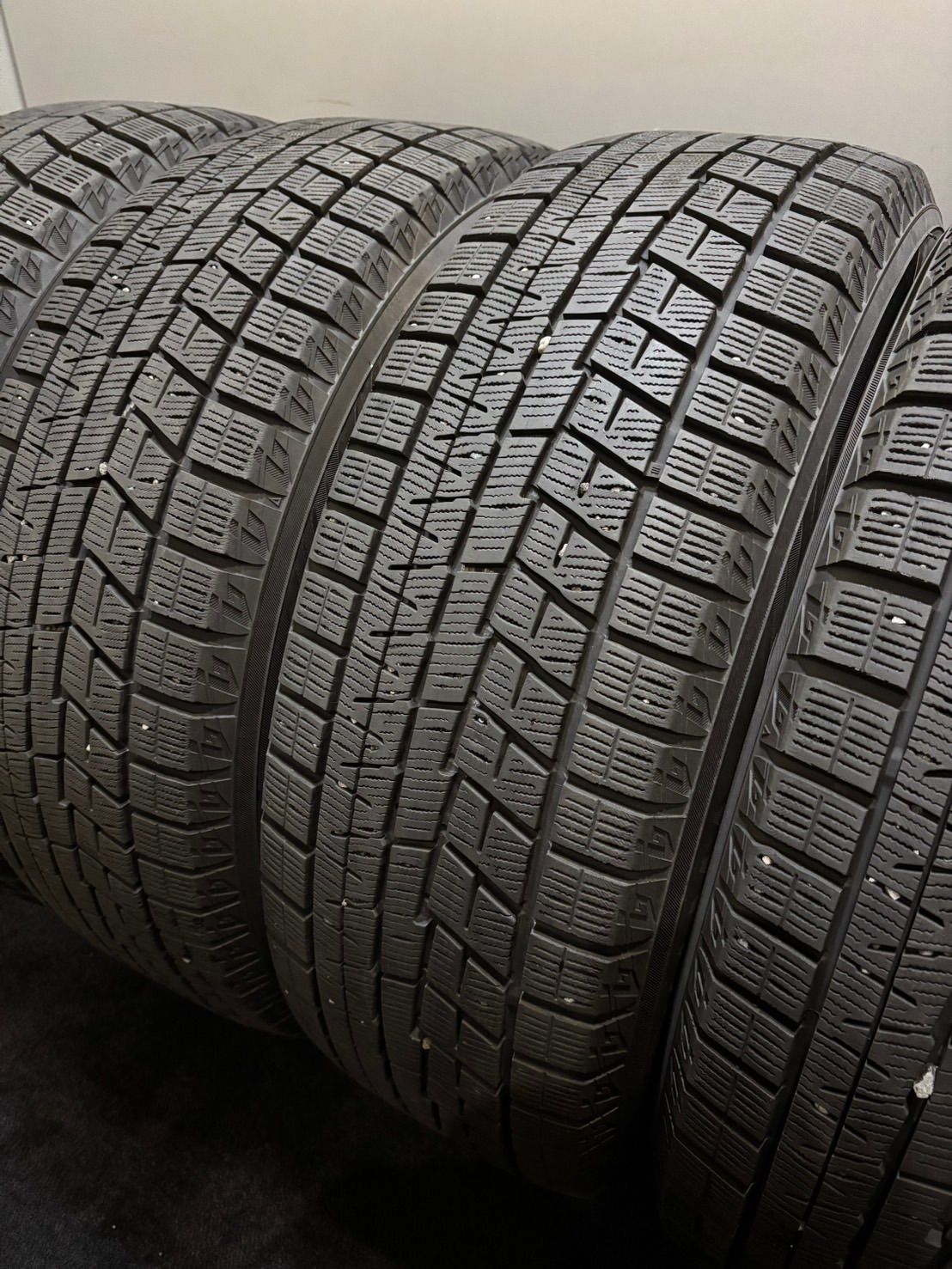 215/55R18 YOKOHAMA/ice GUARD iG60 20年製 スタッドレス 4本 ヨコハマ