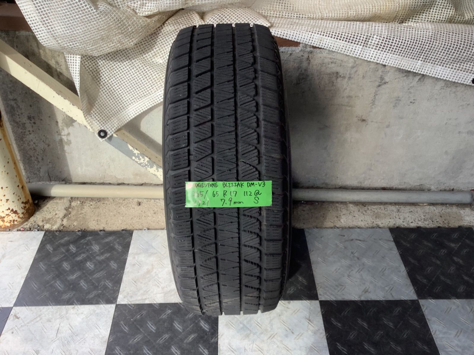 送料込み] 265/65R17 112Q 2021年製 BRIDGESTONE BLIZZAK DM-V3 