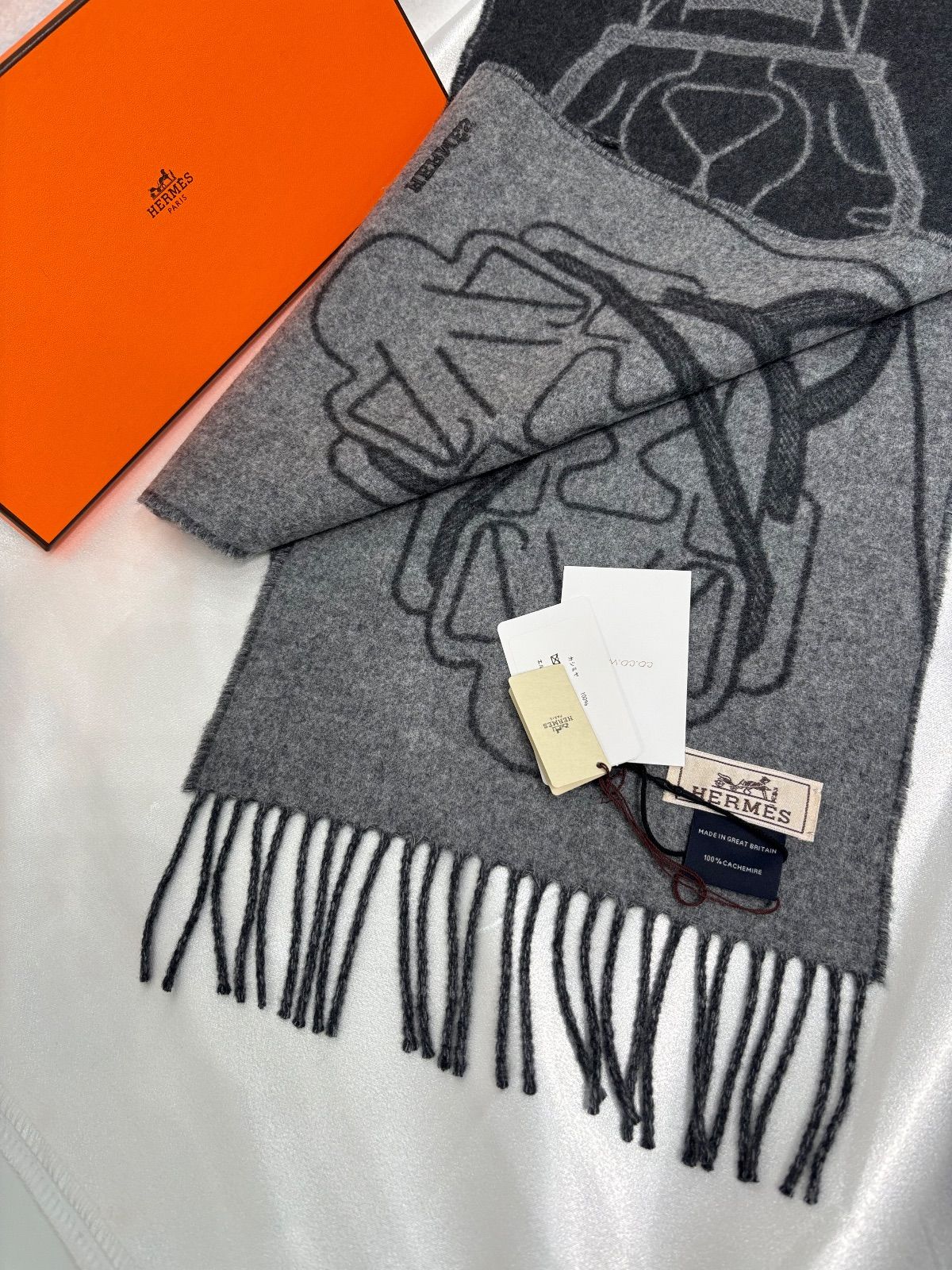 2025 HERMESカシミヤ マフラー 馬具デザイン 馬 贈り物 プレゼント