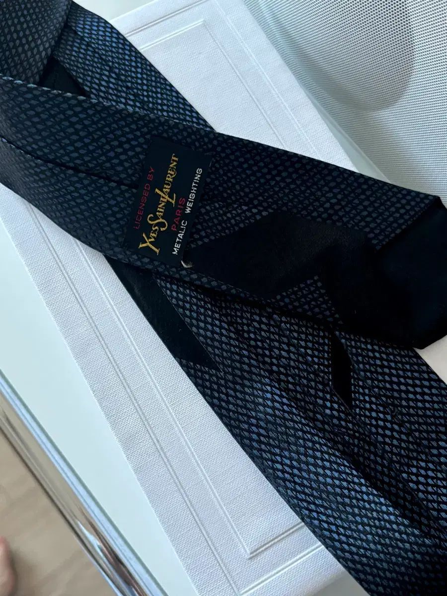 イヴ サンローラン Saint Laurent ネックタイ