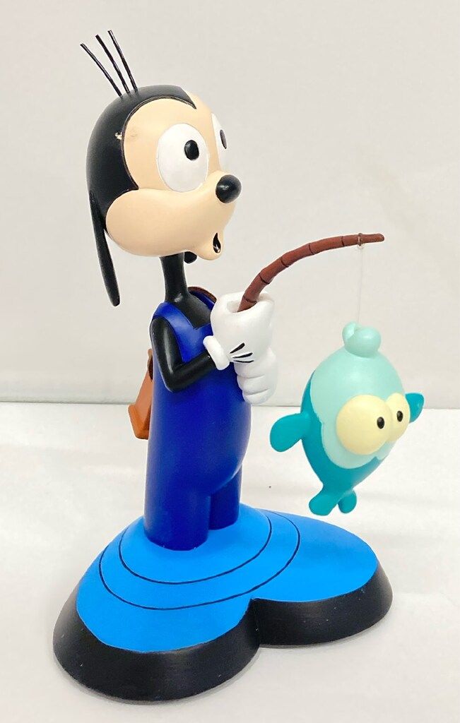 ディズニーストア フィギュア GOOFY & MAX マックス - メルカリ