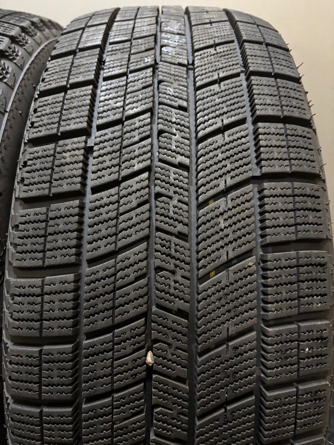 225 55 R 18 NANKANG ICE ACTIVA AW 1 23年製 スタッドレス 4本 デリカ アウトランダー エルグランド 南8 L 120