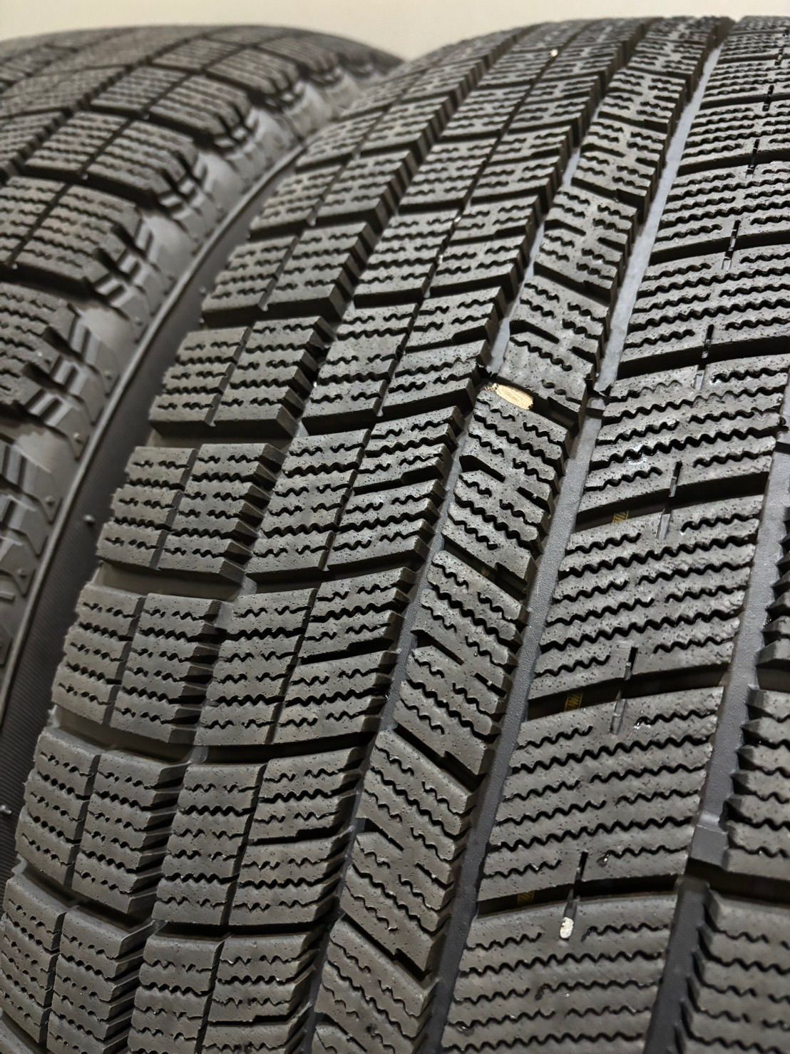  225 55 R 18 NANKANG ICE ACTIVA AW 1 23年製 スタッドレス 4本 デリカ アウトランダー エルグランド 南8 L 120 18インチ スタッドレス