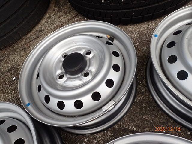 4本 スズキ エブリイ DA 17 V 12 x 4 00 B スチール a