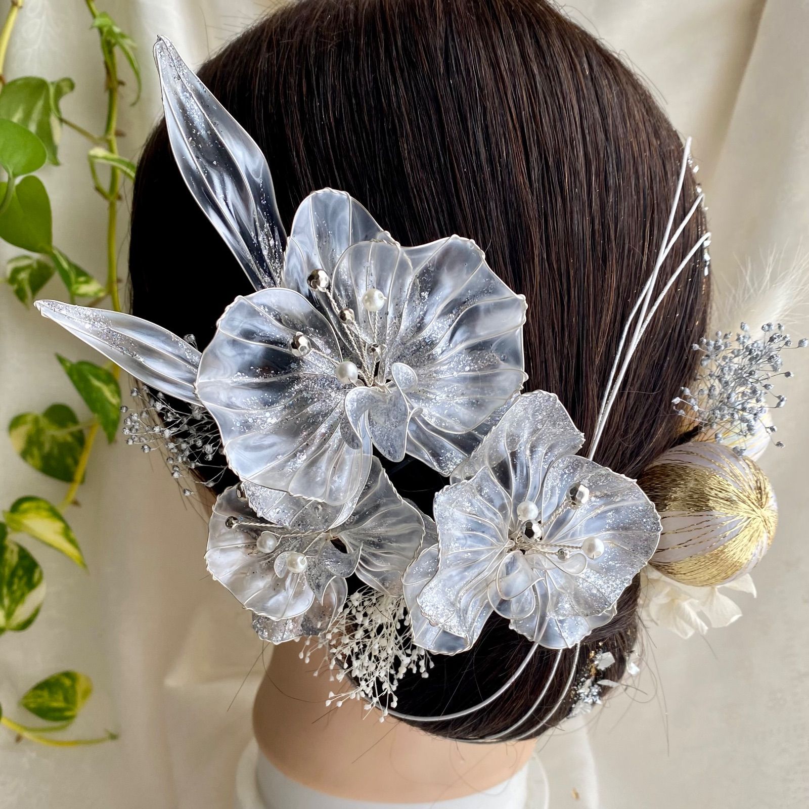 No.6 きらめく胡蝶蘭 アメリカンフラワーの髪飾り 金箔付 水引付 シルバー ディップフラワー ドライフラワー 結婚式 卒業式 成人式 前撮り ブライダル ウェディング 着物 ディップアート