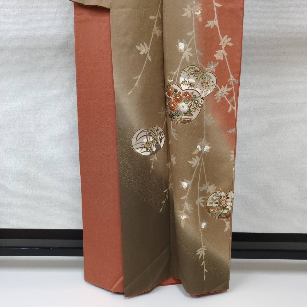 付下げ 金彩 裄65.5 花柄の上品な染め 紋無し 正絹 着物 MK-2367