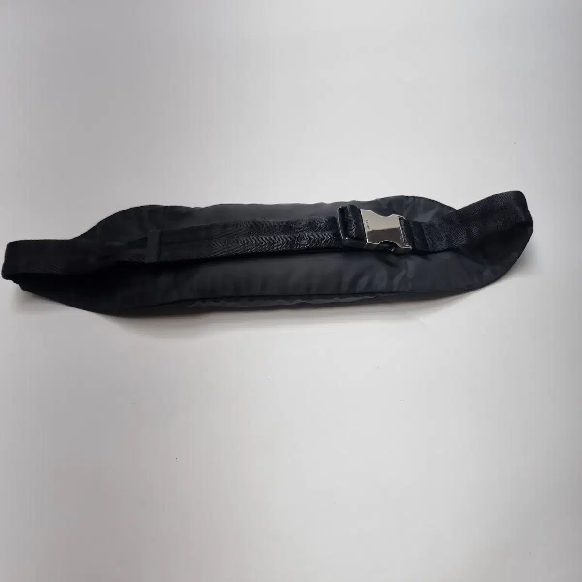 ナイロン ヒップバッグ