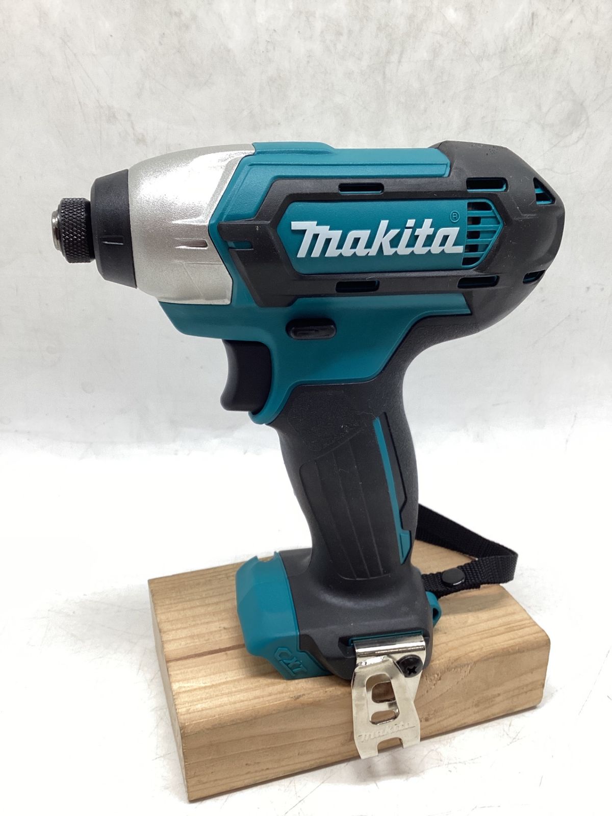 Makita マキタ 10.8 V充電式インパクトドライバ IT_TDIEO 豊田 M 04