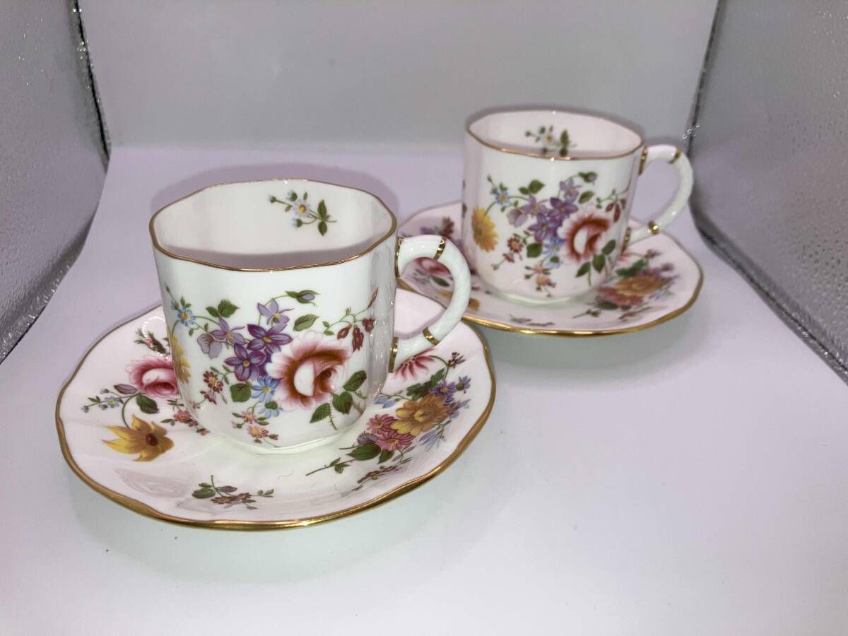 ロイヤルクラウンダービー ポジー カップ&ソーサー 2客 - メルカリ