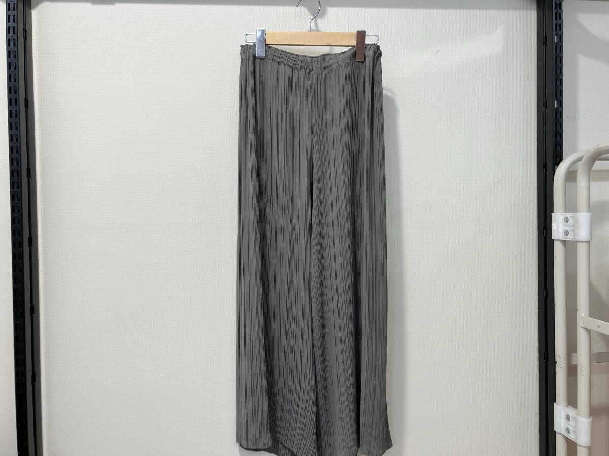 ISSEY MIYAKE イッセイミヤケ レディース プリーツワイドパンツ グレー サイズ1 ほつれ有