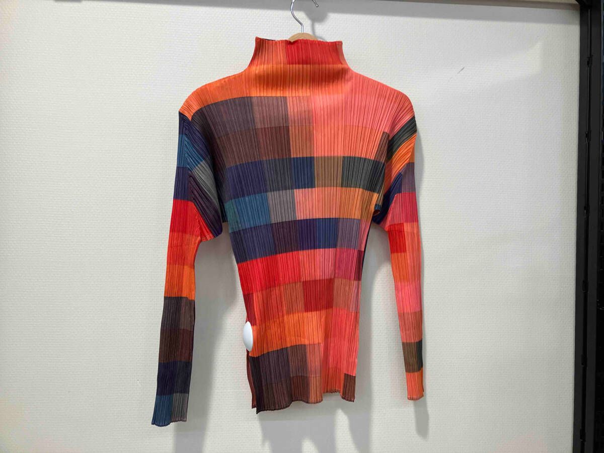 PLEATS PLEASE カラフル長袖Tシャツ　イッセイミヤケ PLEATS PLEASE カラフル長袖Tシャツ イッセイミヤケ