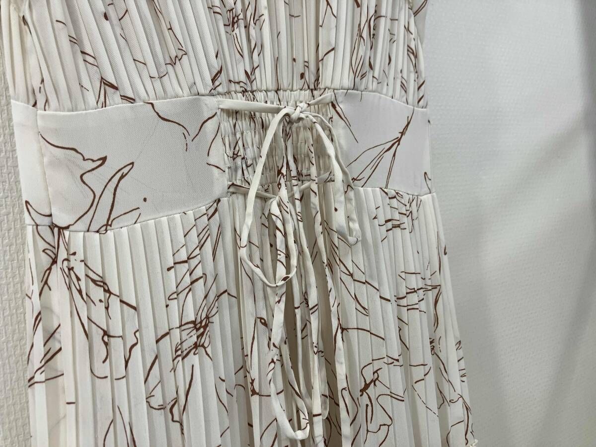 スナイデル ティアードプリーツワンピース