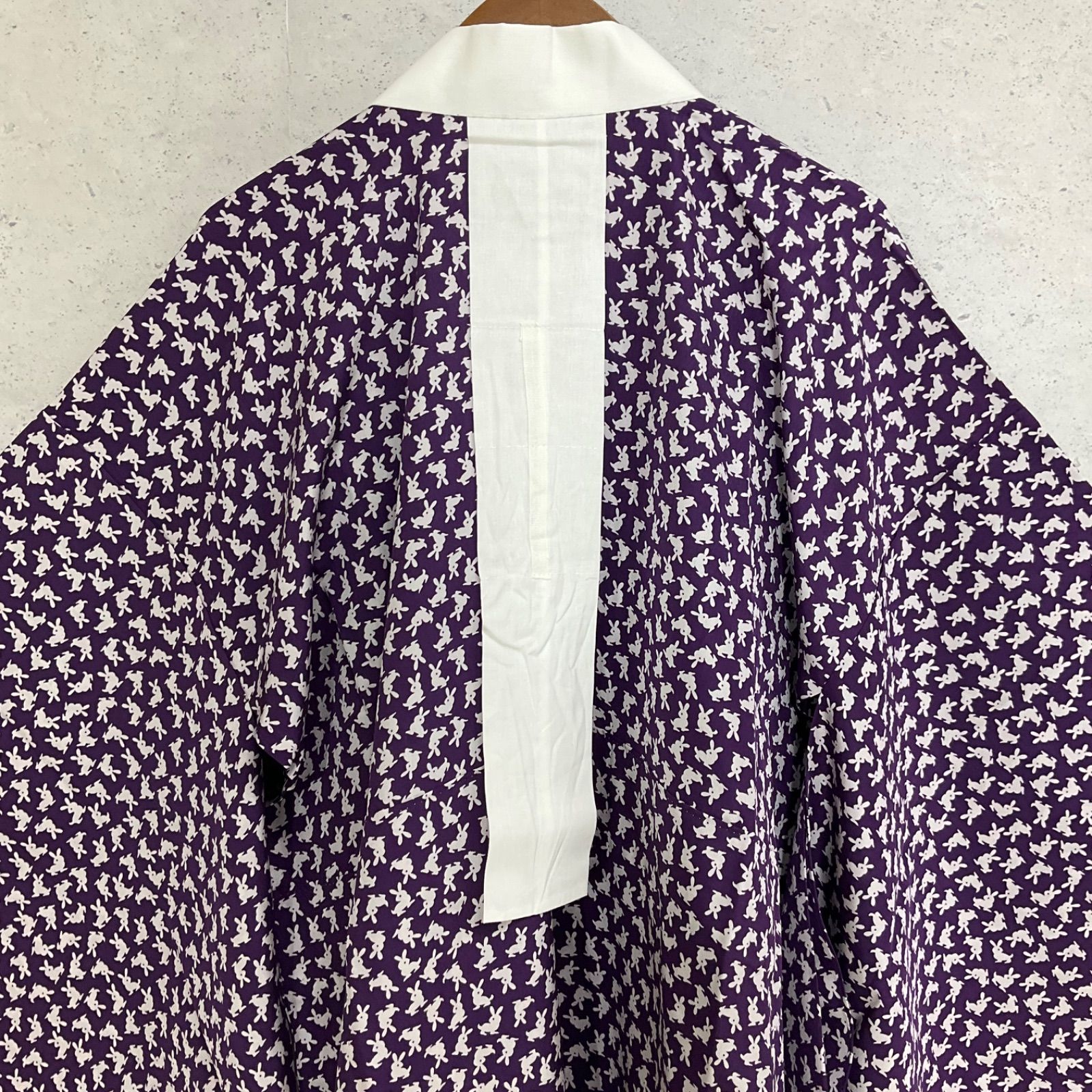 kimono+one◇未使用同然◇長襦袢◇正絹◇兎うさぎ◇仕付け糸付き◇単衣