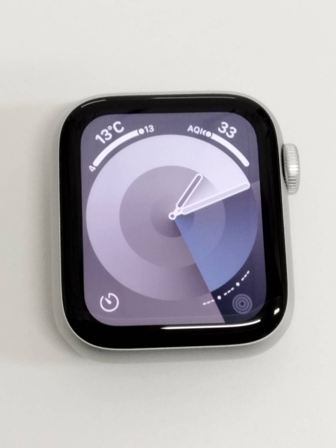 Apple Watch SE 第1世代 GPS 40 mm A 2351 シルバー MYDM 2 J 3