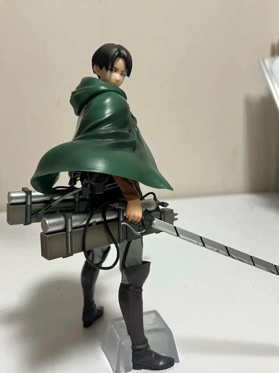 み 進撃の巨人 一番くじ リヴァイ B賞 フィギュア