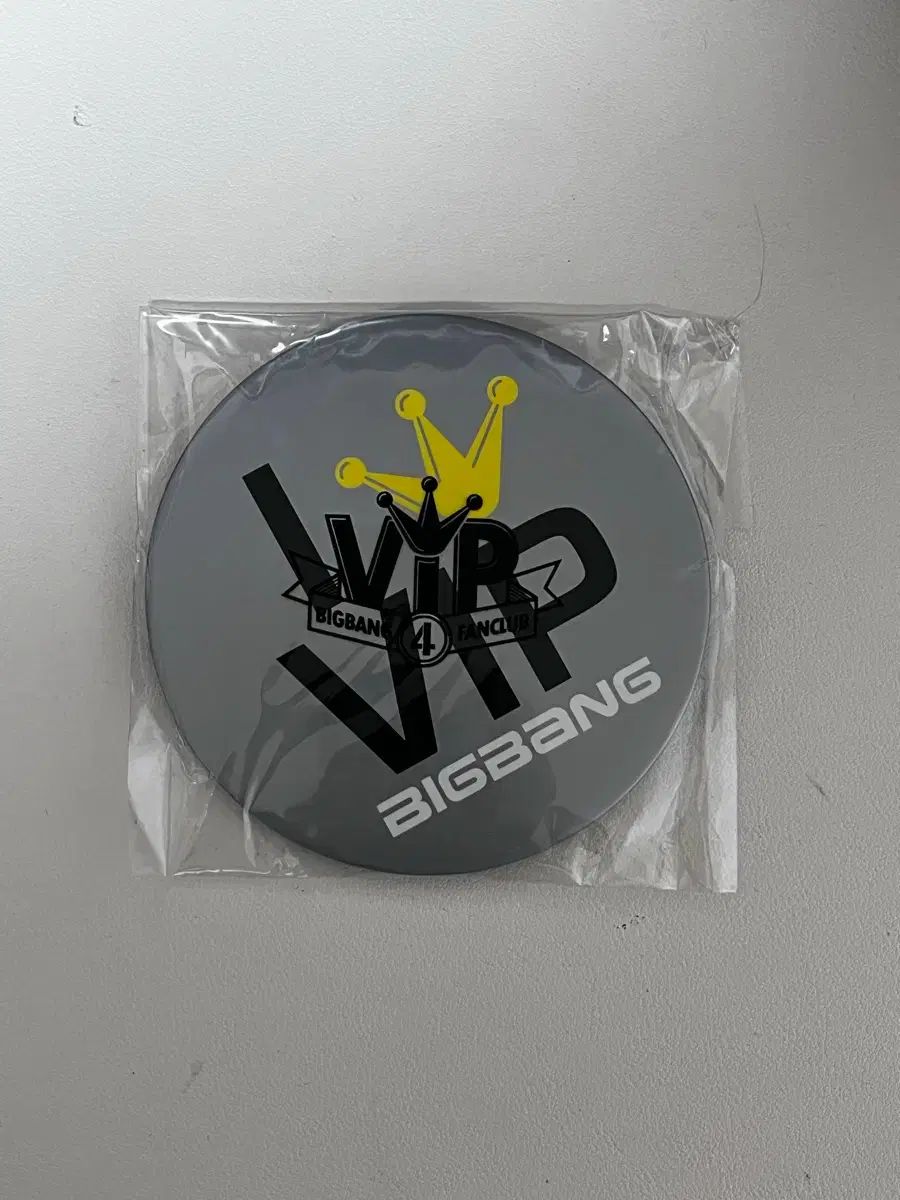 【限定SALE，大得価】 BIGBANG VIP 4期キット ピンバッジ 出品 G-DRAGON（ジードラゴン）、ユテヤン(YOO TAEYANG)、デソン その他