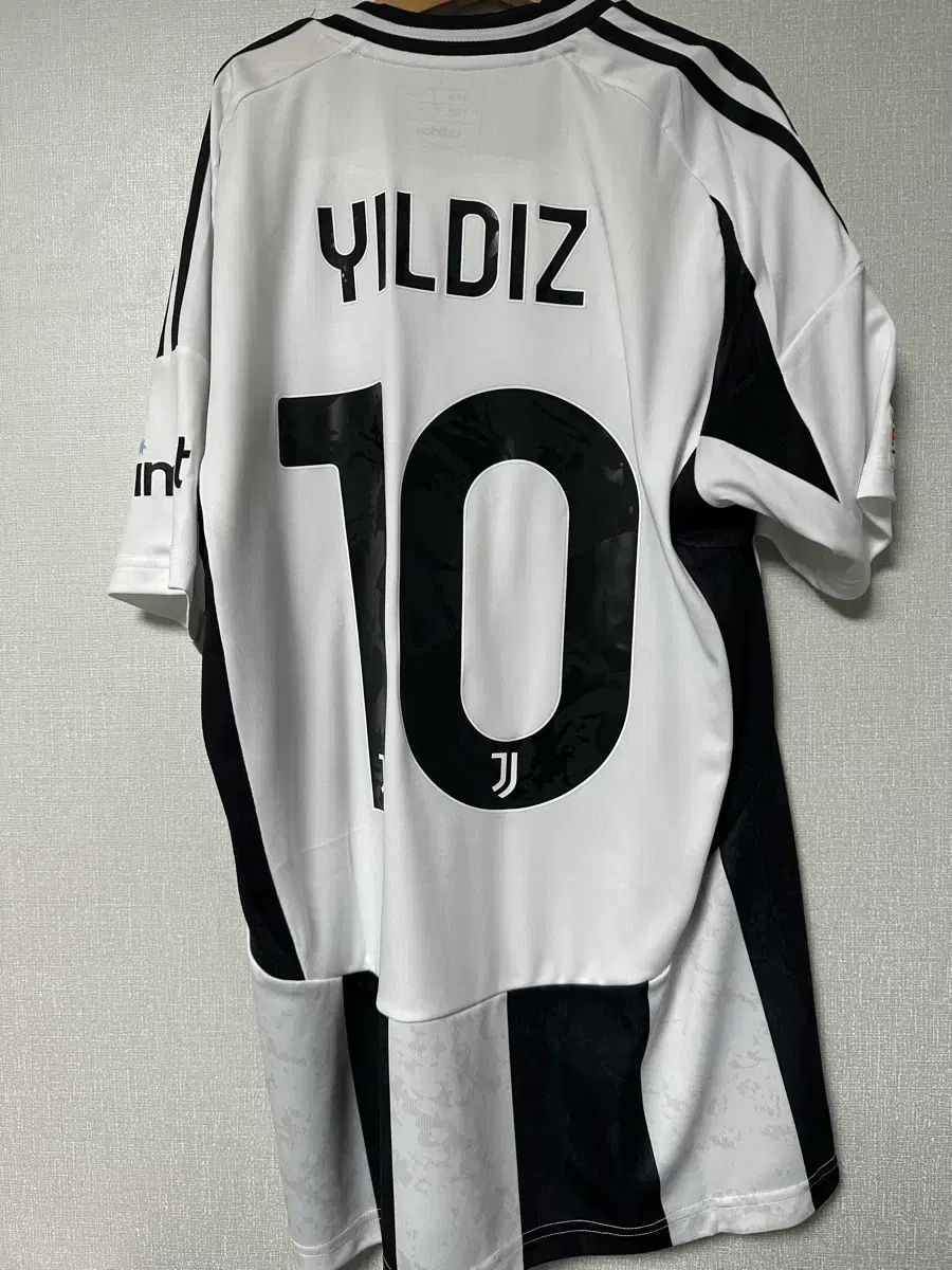 アディダス ユヴェントス HOME ジャージ M サイズ