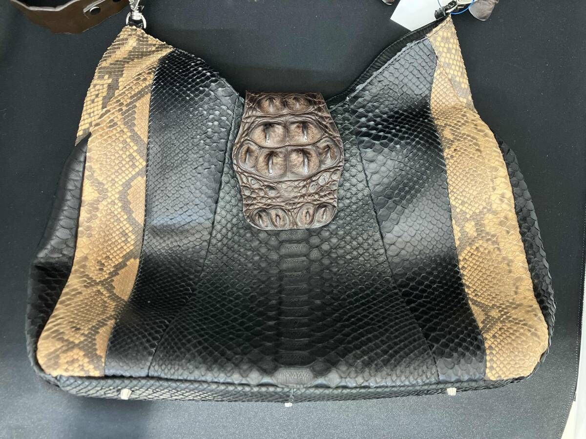 maam elegance マームエレガンス レザーショルダーバッグ パイソン柄 クロコダイル柄 マグネット ブラック ブラウン