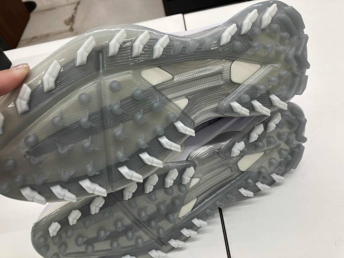 ウィメンズゴルフシューズ 24