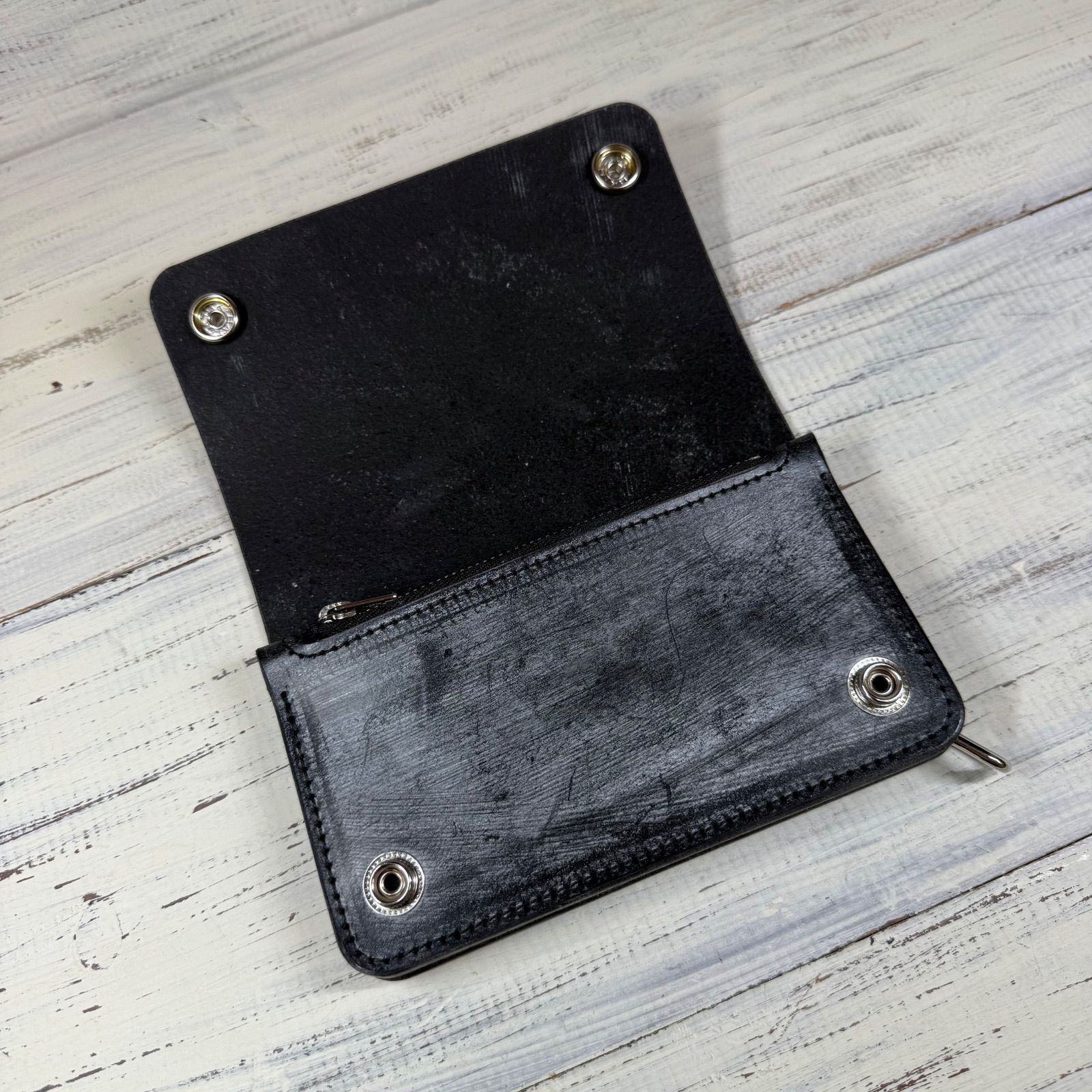 トラッカーウォレット ミドル 2層】 ブライドルレザー シルバー YKK