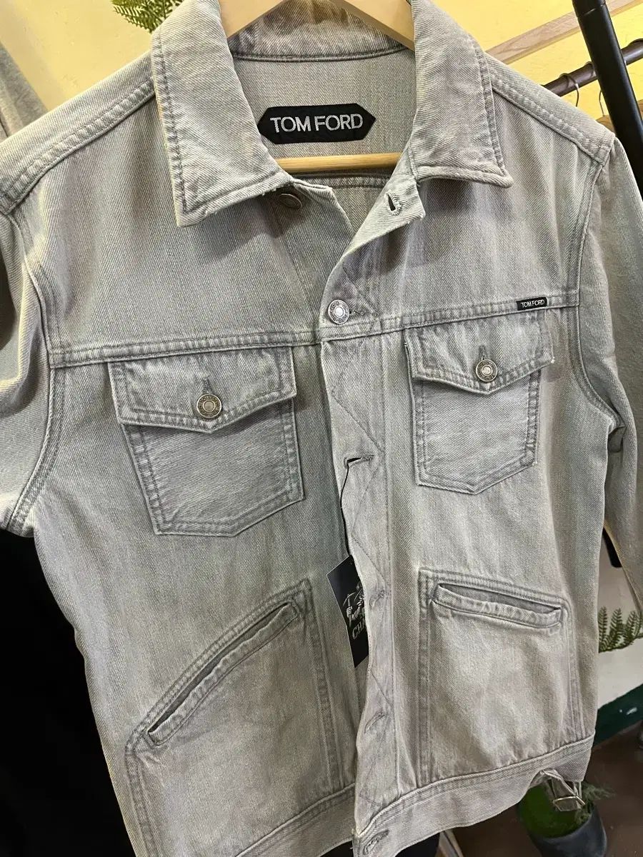 初期モデル　トムフォード TOM FORD デニム ジャケット TOM FORD トムフォード ウォッシュド デニム トラッカー デニム