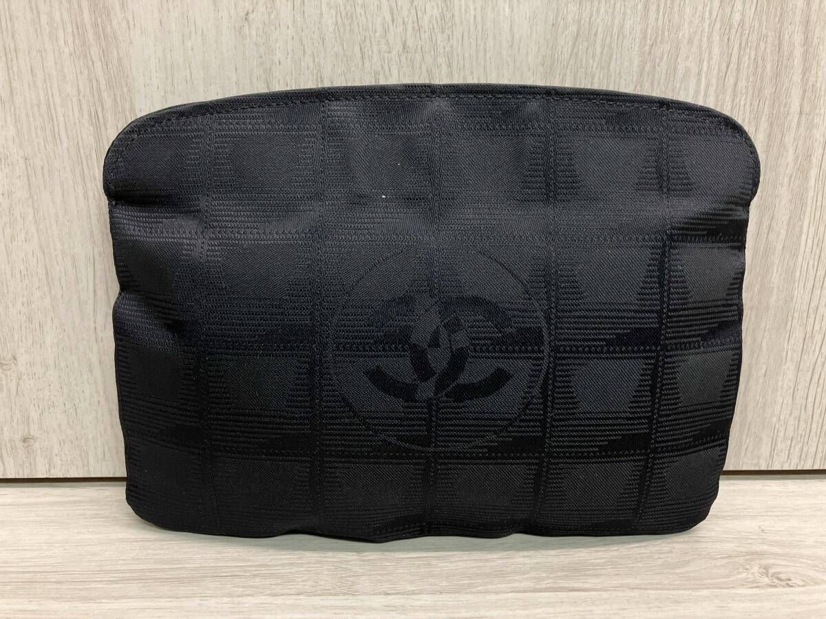 CHANEL ニュートラベルライン ポーチ ブラック シャネル 小さめ