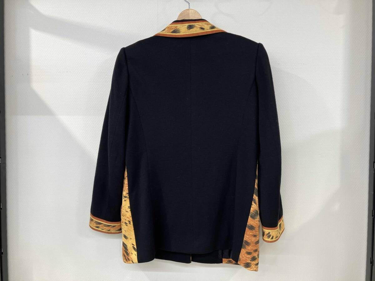 LEONARD レオナール テーラードジャケット ヒョウ柄 金ボタン 袖