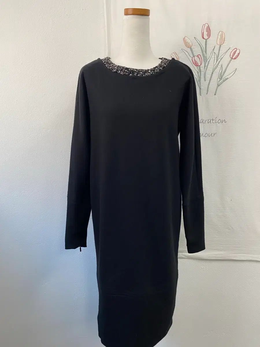 MAX MARA マックスマーラ ネック ビーズ 装飾 取り外し ウール ONE PIECE