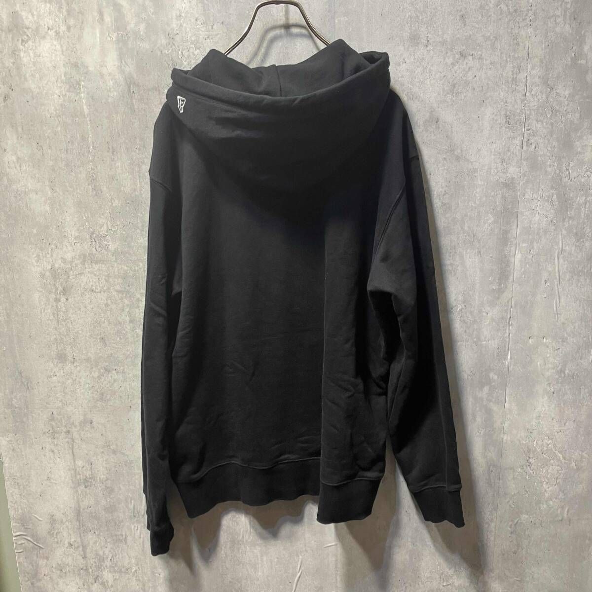 22 AW YOHJI POUR HOMME × ERA YY LABEL LOGO HOODIE HE-T 94-088 サイズXL ブラック ヨウジヤマモトプールオム×ニューエラ