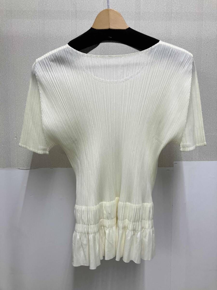 PLEATS PLEASE ISSEY MIYAKE プリーツプリーズ イッセイミヤケ PP 93-JK 576 レディース トップス カットソー 半袖Tシャツ サイズ3