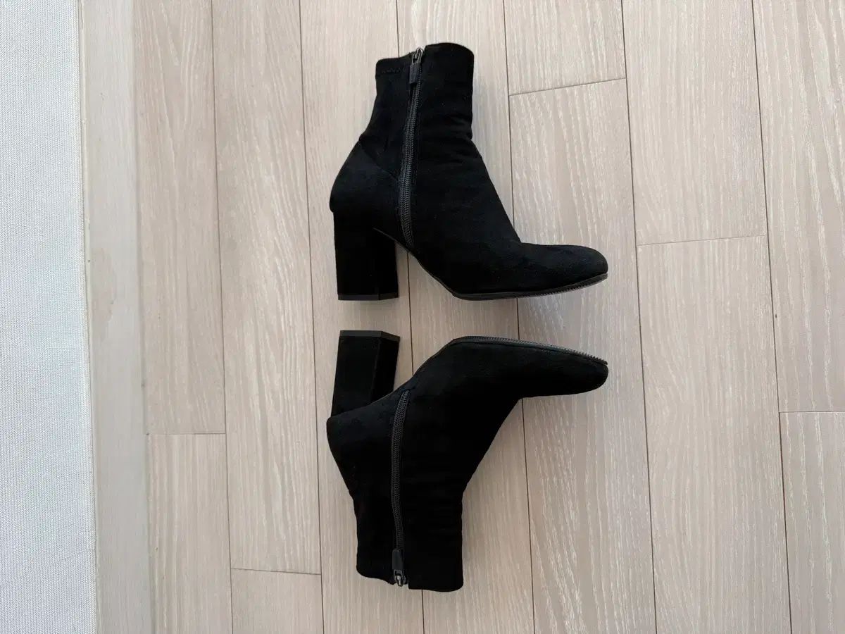 ミソペ ブラック スウェード ブーツ 235