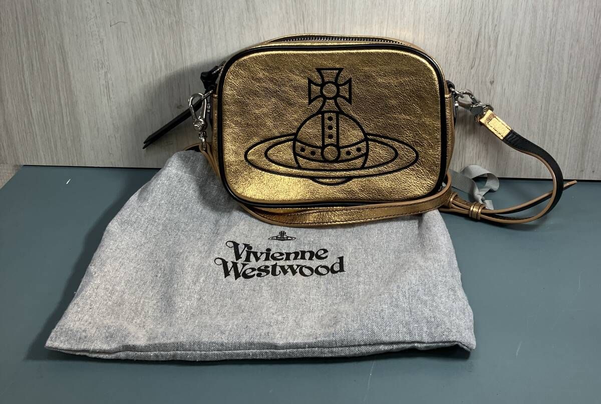 VIVIENNE WESTWOOD ヴィヴィアンウエストウッド ショルダーバッグ ANNIE CAMERA BAG