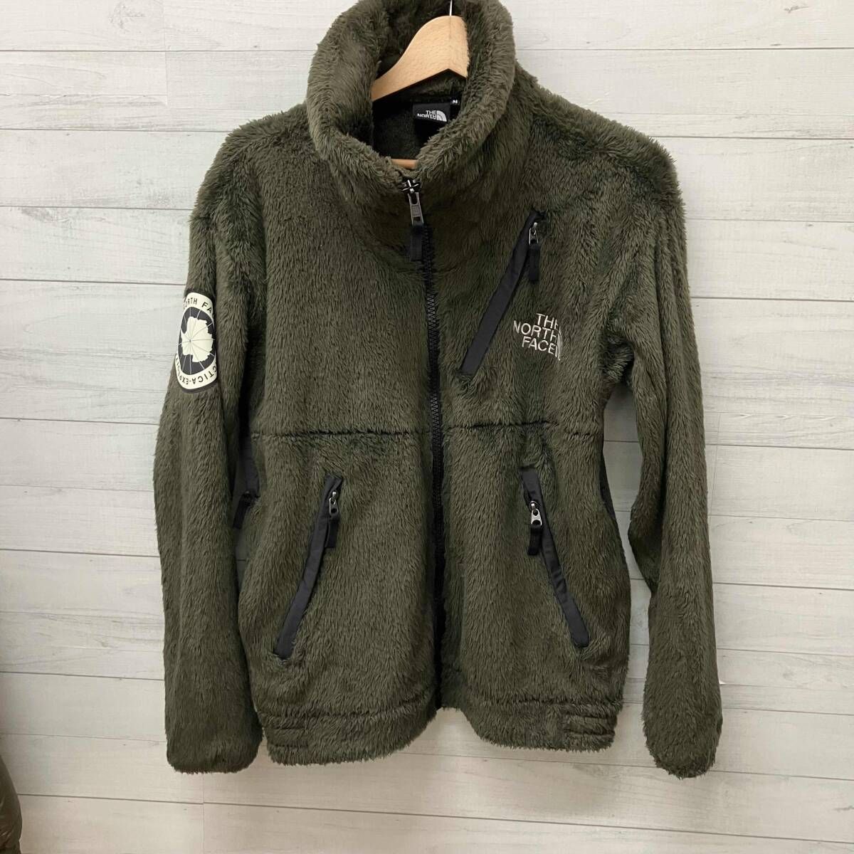 THE NORTH FACE ザノースフェイス ジャケット Antarctica Versa Loft Jacket NA 61930 メンズ Mサイズ カーキ