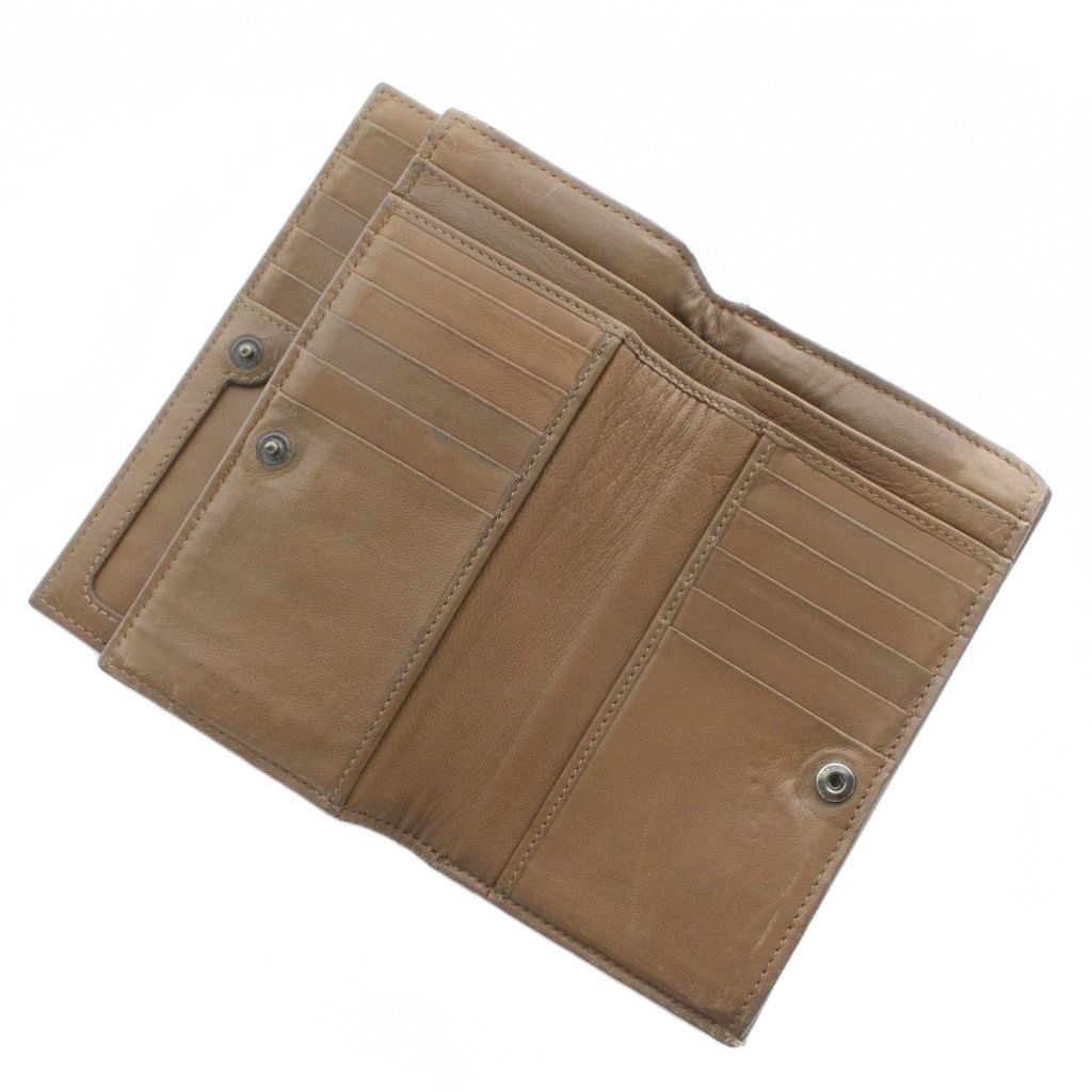 二つ折り レザー