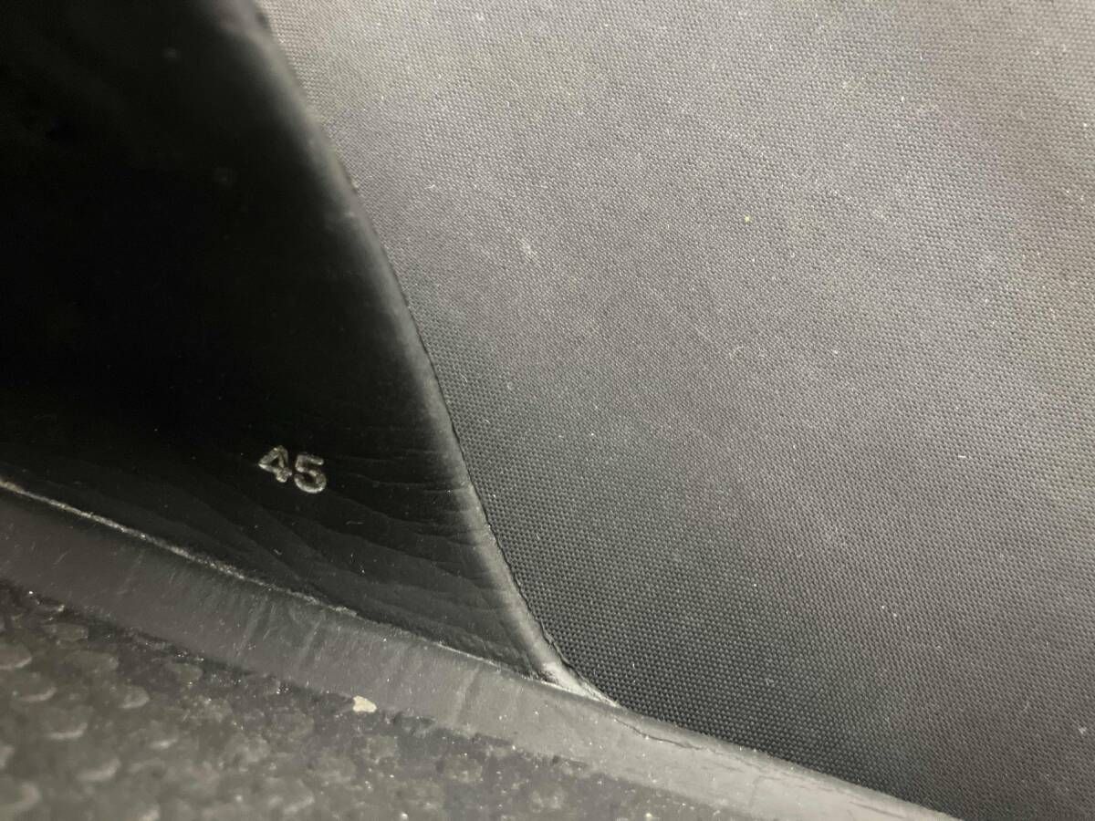 モンクレール ブラック