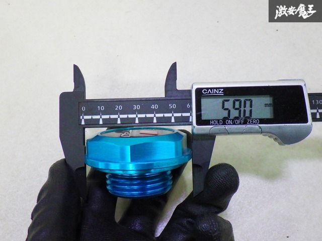 ストア出品】 TRD オイルフィラーキャップ オイルキャップ ネジ式 青