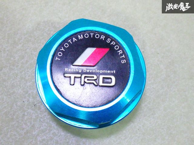 ストア出品】 TRD オイルフィラーキャップ オイルキャップ ネジ式 青