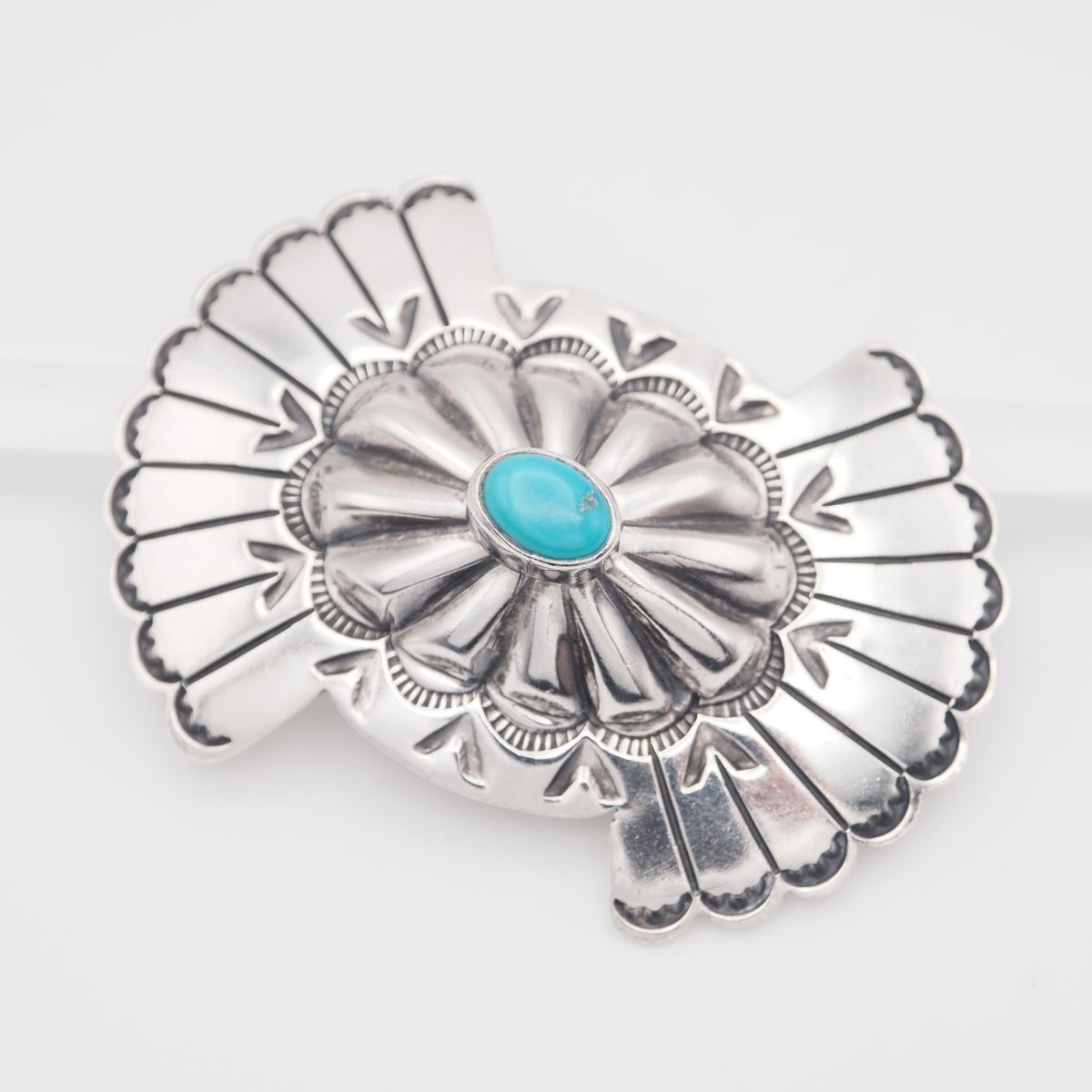 L 514 ターコイズ トルコ石 ブローチ スタンプワーク デザイン シルバー ヴィンテージ 誕生石