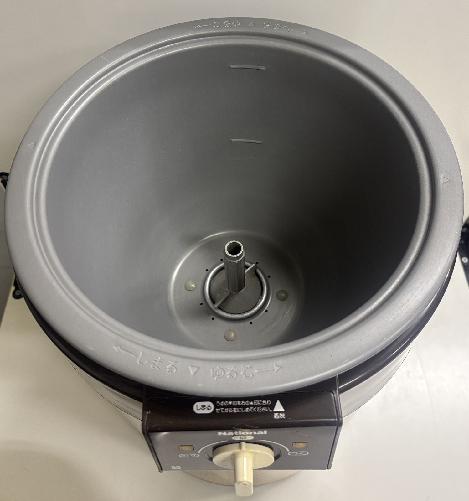 昭和レトロ ナショナル電気 餅つき機 SD-3602A - メルカリ