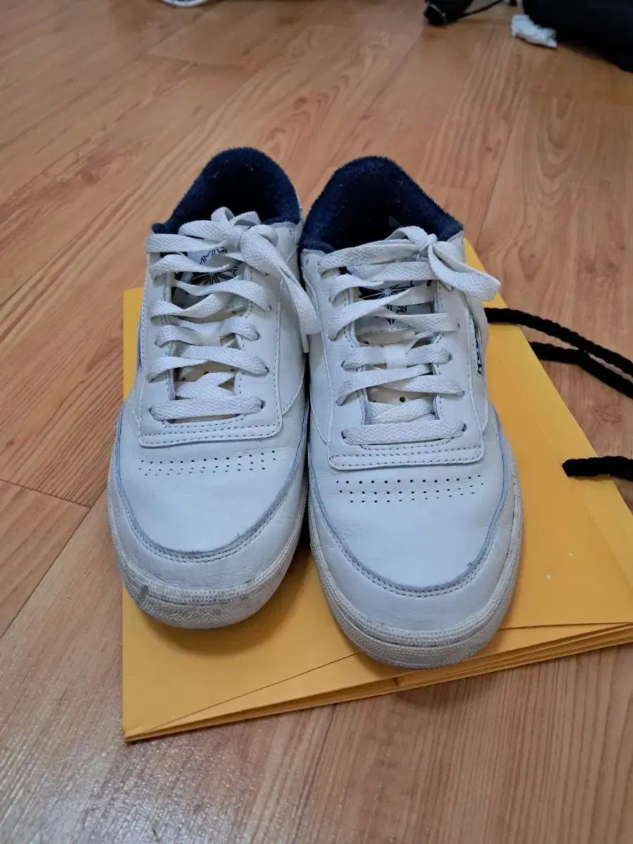 リーボック クラブ C 85 ヴィンテージ ネイビー 26.5 cm