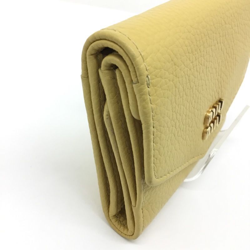 三つ折りコンパクト財布