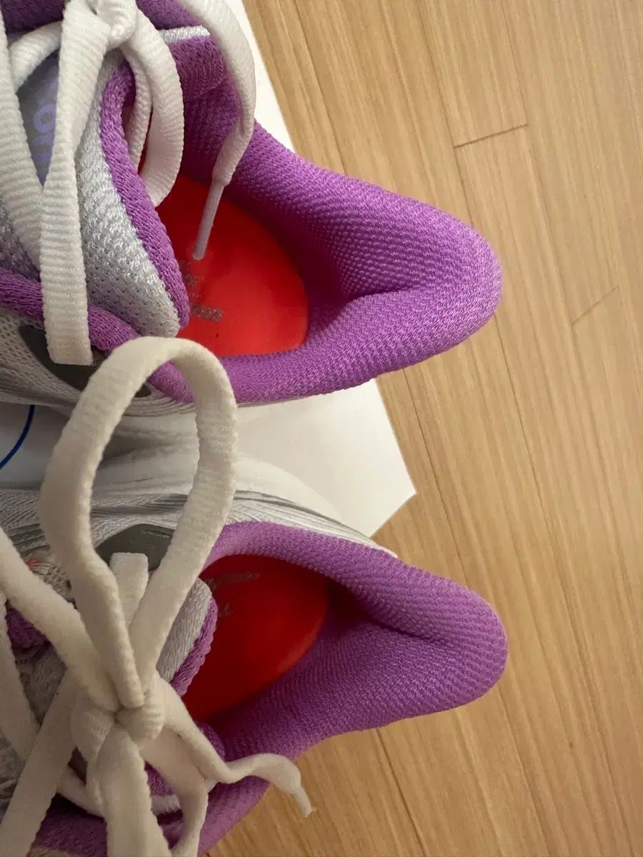 レディース ランニングシューズ