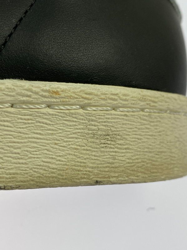 シューズ 160-251218-em-05-min