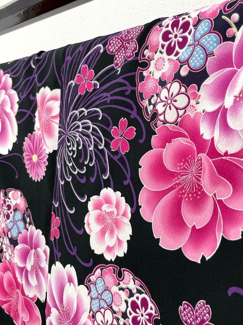 二尺袖 ポリエステル着物 袴向き 山本寛斎 銀彩 紋意匠 躾糸付き MOP 556