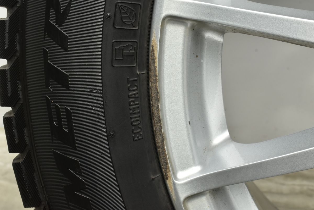 アイスアシンメトリコ