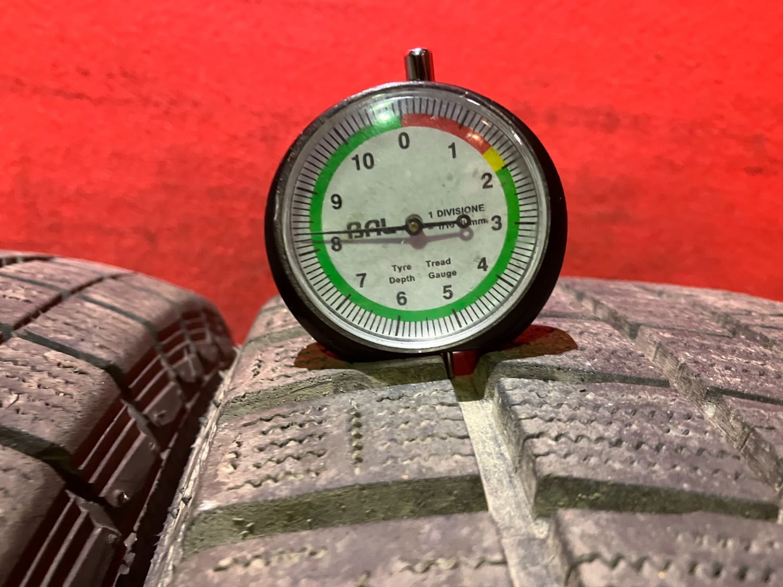 スタッドレスタイヤ 225 60 R 16 NANKANG CORSAFA 4本SET