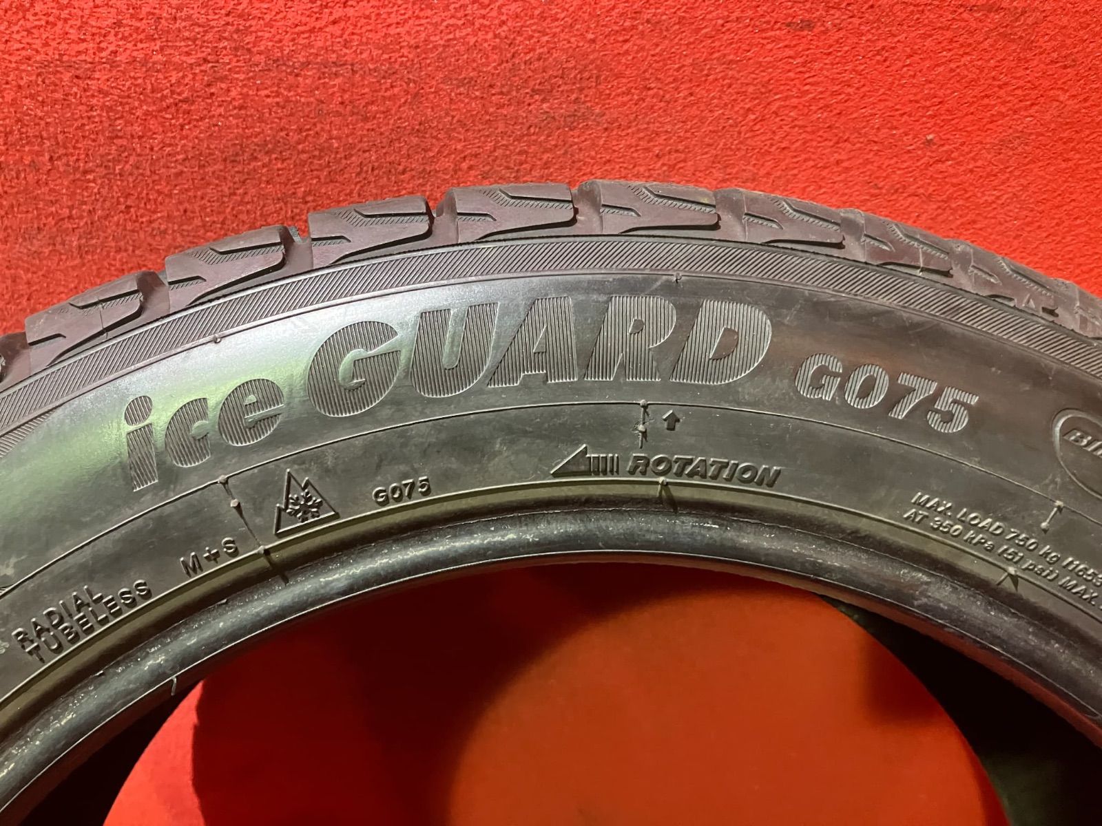 中古スタッドレスタイヤ【225/55R18 YOKOHAMA G075】 4本SET - メルカリ