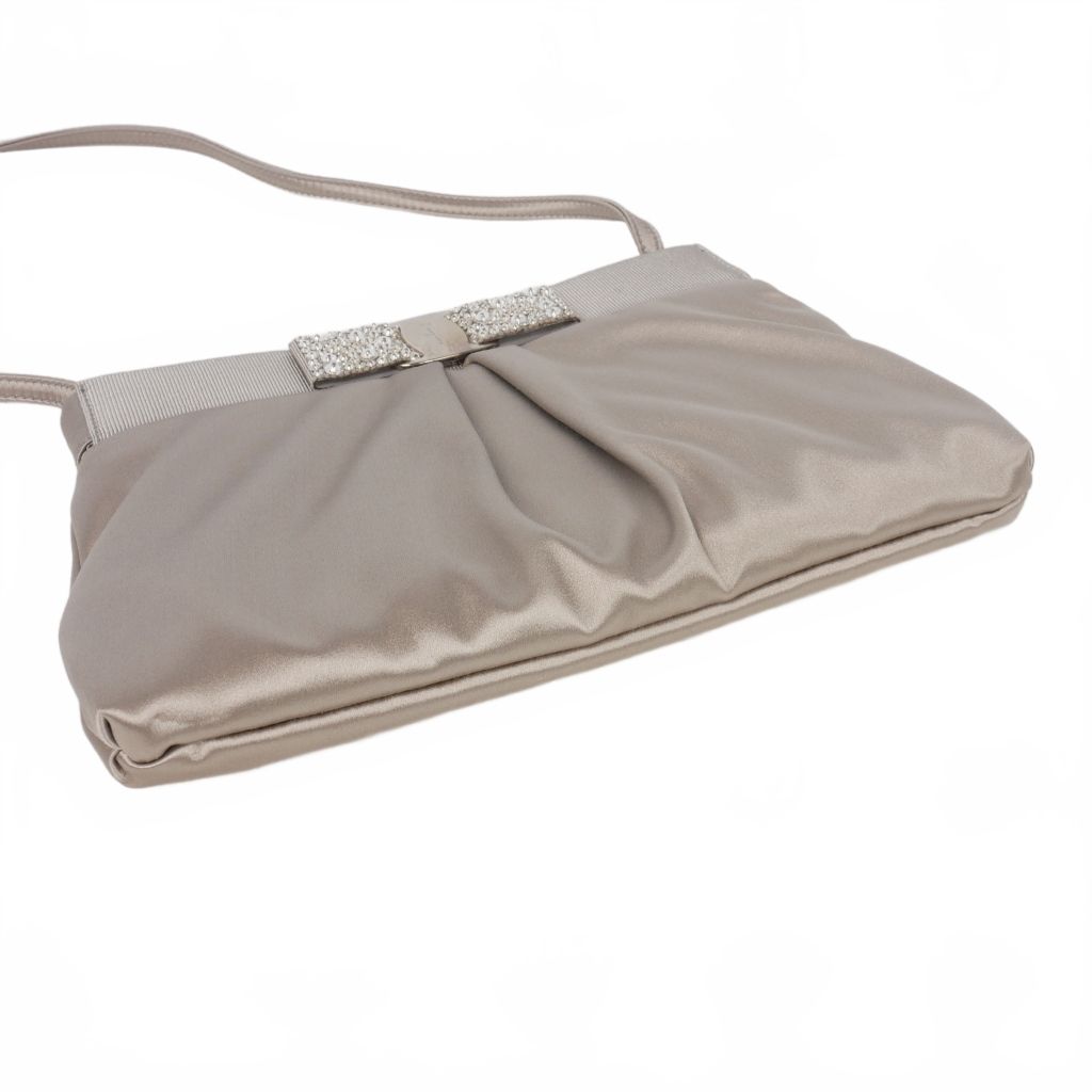 【中古】サルヴァトーレフェラガモ Salvatore Ferragamo ヴァラリボン サテン ショルダーバッグ ビジュー シルバー サルヴァトーレフェラガモ Salvatore Ferragamo ヴァラリボン サテン