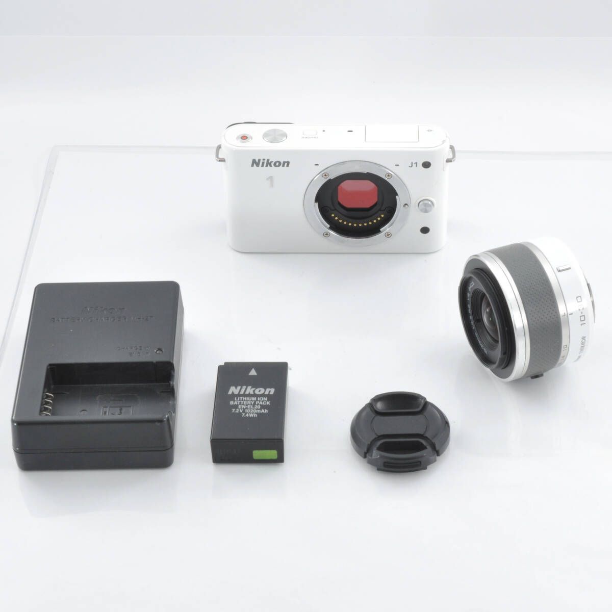 ニコン】Nikon 1 J1 White + 1 NIKKOR 10-30mm VR バッテリー 充電器